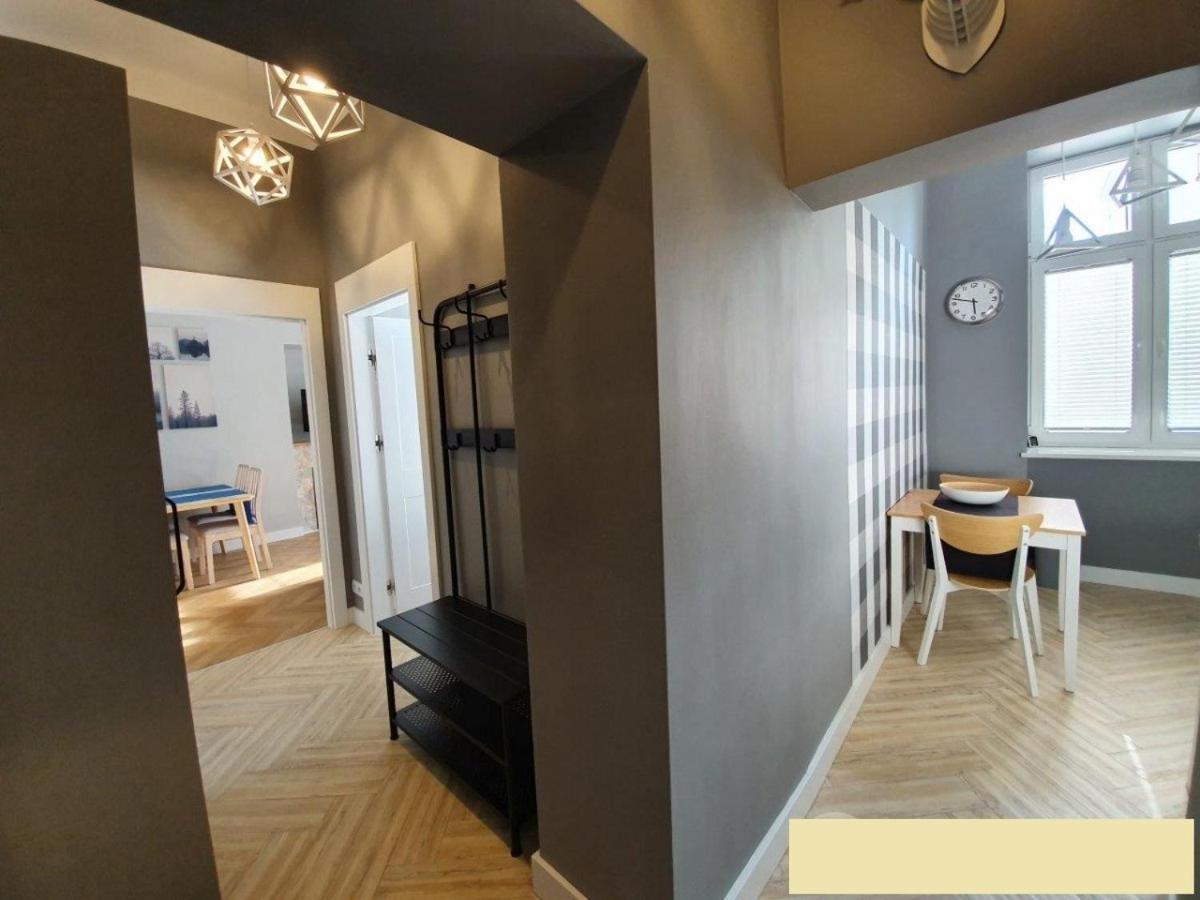 Apartament Dworcowa 100 M Do Pkp 科沃布热格 外观 照片