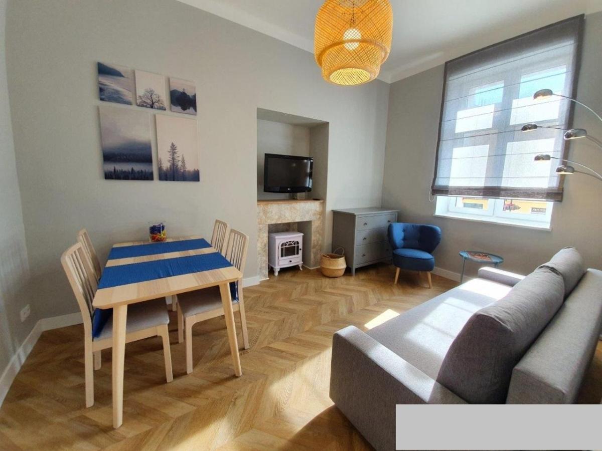 Apartament Dworcowa 100 M Do Pkp 科沃布热格 外观 照片