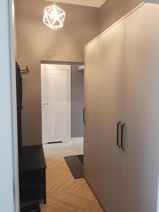 Apartament Dworcowa 100 M Do Pkp 科沃布热格 外观 照片